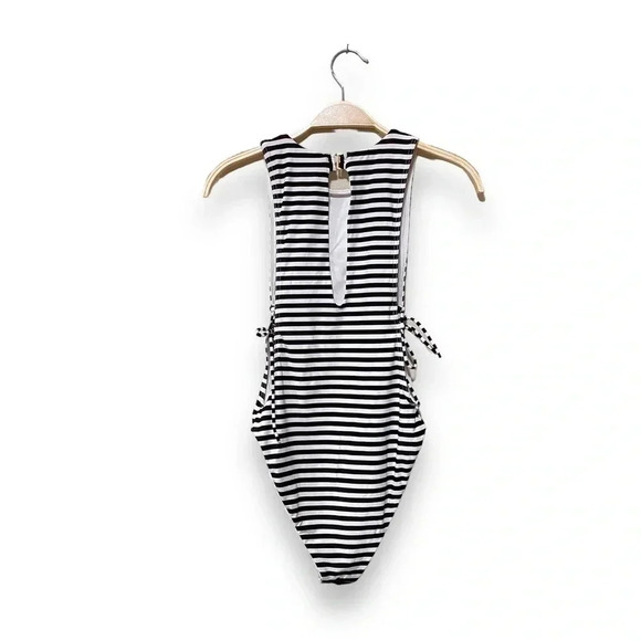 L*Space Laura Domino Black White Stripe Side Cut out Tie One Piece Swimsuit 4 - Picture 4 of 9